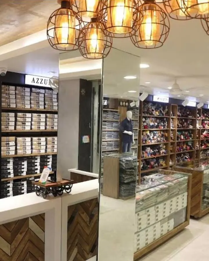 Belts, wallets and caps